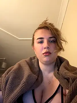 CutieCurvyGirlxo online show from 11-30-25, 10:14