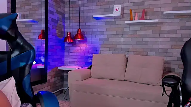 DixyPalmer online show from 10-12-25, 08:02