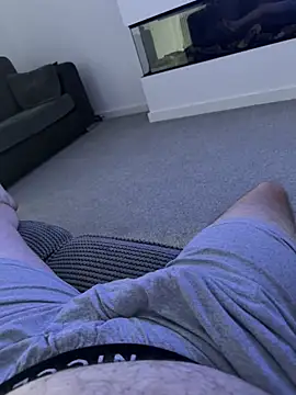 Bfc188295 online show from 10-20-25, 01:00