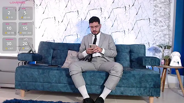 Snapshot of samuelcoopeer chatting on 09-28-25, 12:32 samuelcoopeer online show from 09-28-25, 12:32