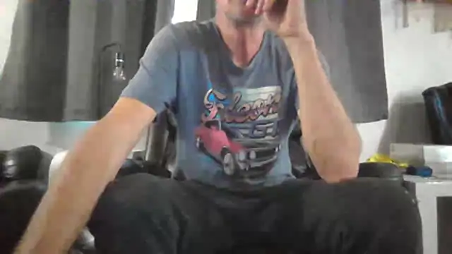 Lovyourpuss online show from 07-19-26, 02:15