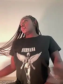 alissradiante1 online show from 02-14-26, 03:36