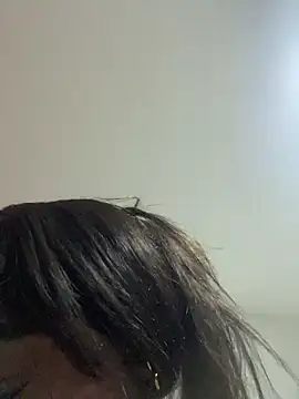 alissradiante1 online show from 04-28-26, 12:42