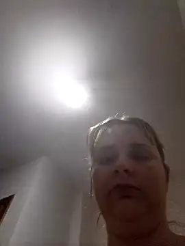 Snapshot of JessicaItalia chatting on 05-27-26, 08:06 JessicaItalia online show from 05-27-26, 08:06