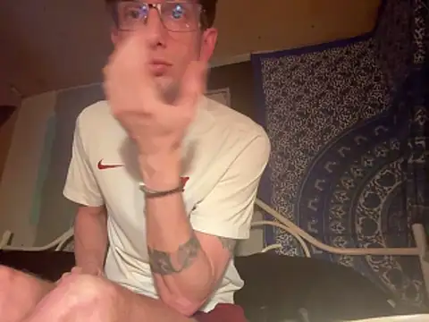 MuchCarpal online show from 06-14-26, 12:07