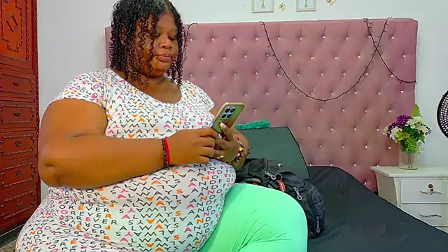 Exoticbigmandy online show from 10-09-25, 09:13