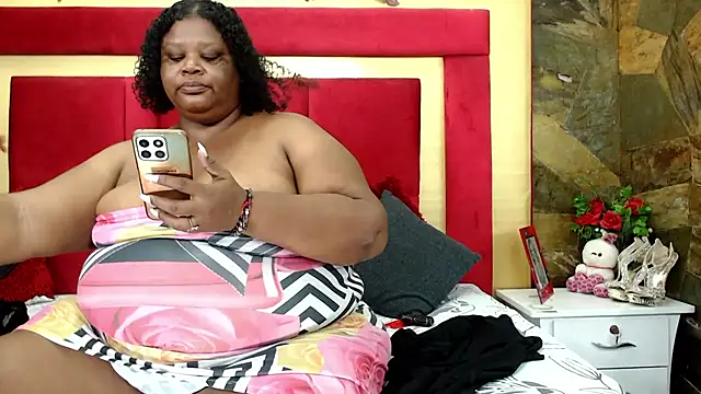 Exoticbigmandy online show from 04-10-26, 03:17