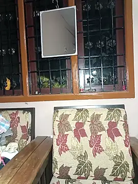 Isha Sax online show from 09-13-25, 07:02