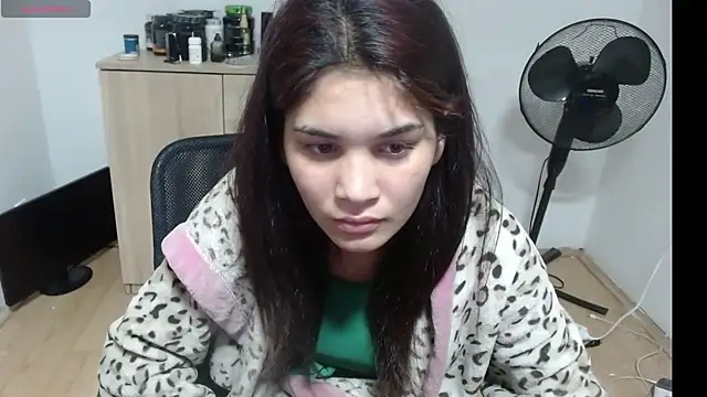 MalloryMyers online show from 10-26-25, 06:58