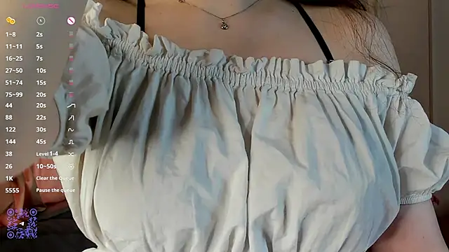 JulianaChapel online show from 09-19-25, 08:05