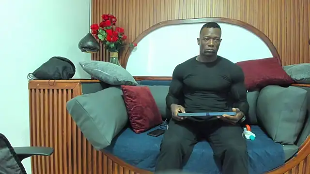 MarcusBlack  online show from 11-21-25, 11:53