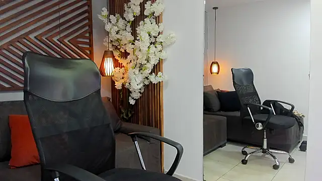 MarcusBlack  online show from 02-12-26, 02:56