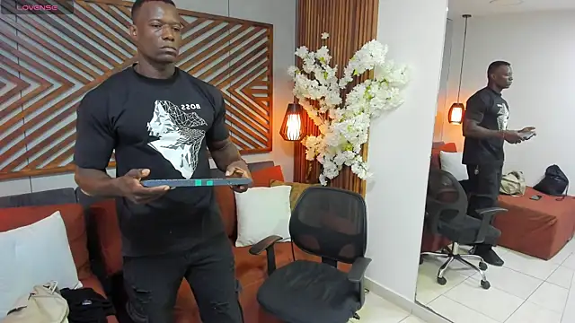 MarcusBlack  online show from 04-15-26, 12:12