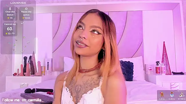 AnnahiBaker online show from 12-15-25, 10:03