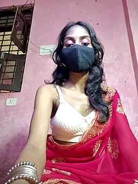 Snapshot of Riya_R24 chatting on 09-09-25, 05:18 Riya R24 online show from 09-09-25, 05:18