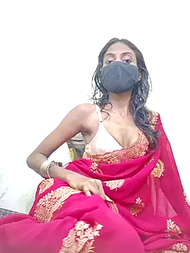 Snapshot of Riya_R24 chatting on 10-23-25, 04:45 Riya R24 online show from 10-23-25, 04:45