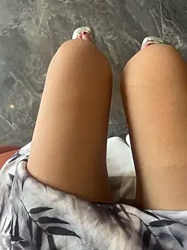 Snapshot of xiaoyuan01 chatting on 09-14-25, 01:38 xiaoyuan01 online show from 09-14-25, 01:38