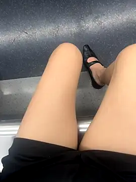 Snapshot of xiaoyuan01 chatting on 10-04-25, 08:12 xiaoyuan01 online show from 10-04-25, 08:12