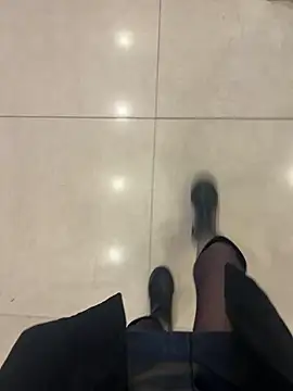 Snapshot of xiaoyuan01 chatting on 11-10-25, 03:27 xiaoyuan01 online show from 11-10-25, 03:27