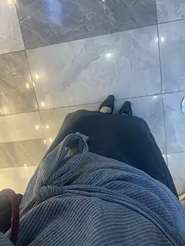 Snapshot of xiaoyuan01 chatting on 11-27-25, 02:57 xiaoyuan01 online show from 11-27-25, 02:57