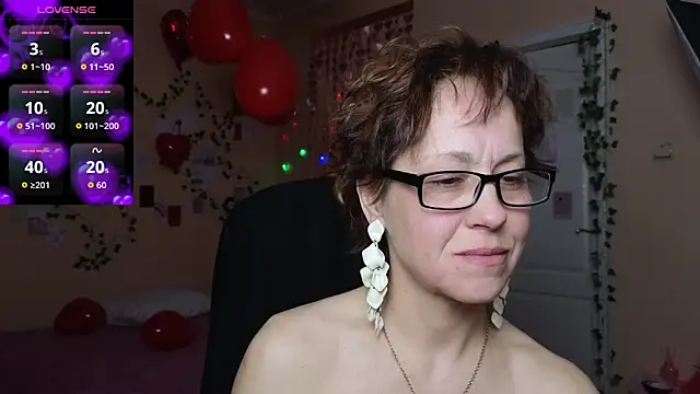 Snapshot of Ronda_Roni chatting on 02-14-26, 03:09 Ronda Roni online show from 02-14-26, 03:09