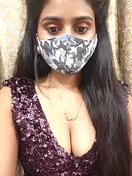 Aanya hotty online show from 09-11-25, 05:57