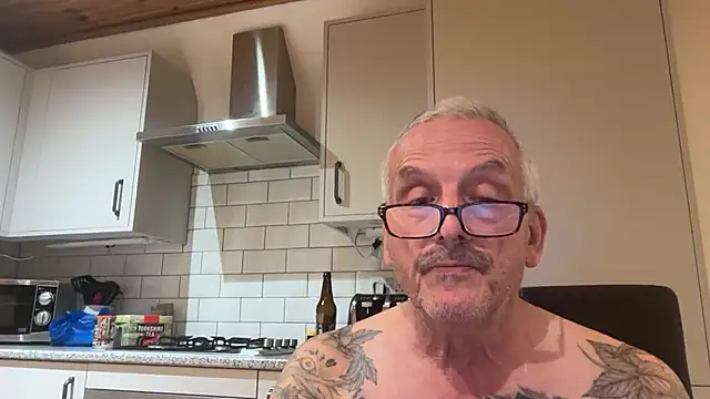 poggles online show from 09-20-25, 08:48