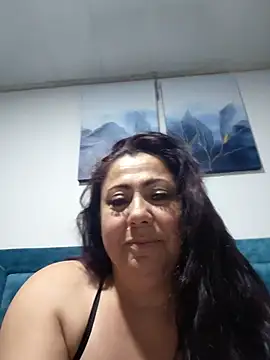 EmmaJhomson online show from 04-26-26, 05:49
