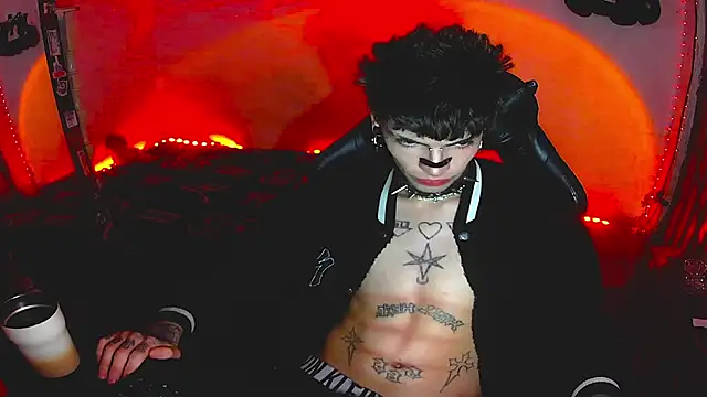 Snapshot of prince_x_dark chatting on 12-18-25, 05:24 prince x dark online show from 12-18-25, 05:24