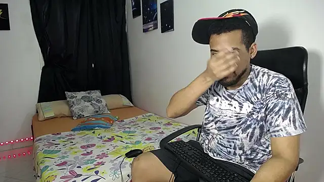 Snapshot of morbo_total69 chatting on 10-17-25, 09:17 morbo total69 online show from 10-17-25, 09:17