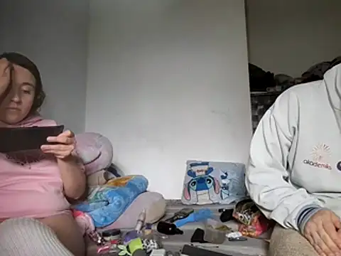 Snapshot of twodoo chatting on 05-01-26, 04:33 twodoo online show from 05-01-26, 04:33