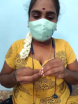 Snapshot of Tamil_riyalini12 chatting on 09-24-25, 06:06 Tamil riyalini12 online show from 09-24-25, 06:06