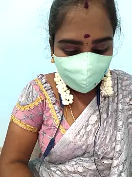 Snapshot of Tamil_riyalini12 chatting on 09-27-25, 05:29 Tamil riyalini12 online show from 09-27-25, 05:29