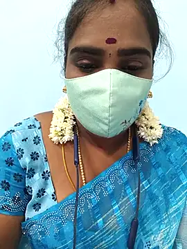 Snapshot of Tamil_riyalini12 chatting on 09-28-25, 05:18 Tamil riyalini12 online show from 09-28-25, 05:18