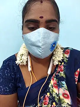 Snapshot of Tamil_riyalini12 chatting on 10-30-25, 04:14 Tamil riyalini12 online show from 10-30-25, 04:14