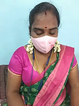 Snapshot of Tamil_riyalini12 chatting on 05-16-26, 01:43 Tamil riyalini12 online show from 05-16-26, 01:43