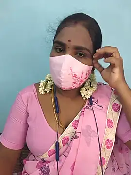Snapshot of Tamil_riyalini12 chatting on 05-20-26, 05:57 Tamil riyalini12 online show from 05-20-26, 05:57