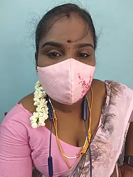 Snapshot of Tamil_riyalini12 chatting on 06-04-26, 04:51 Tamil riyalini12 online show from 06-04-26, 04:51