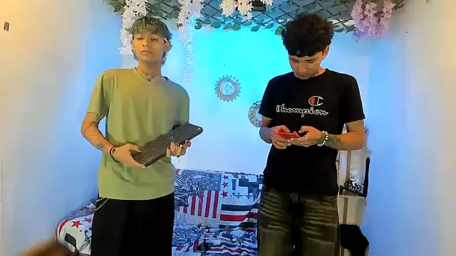 Bastian boyshot77 online show from 11-11-25, 02:39