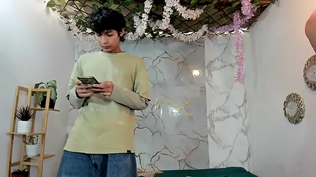 Bastian boyshot77 online show from 04-25-26, 06:16