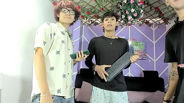 Bastian boyshot77 online show from 06-12-26, 07:35