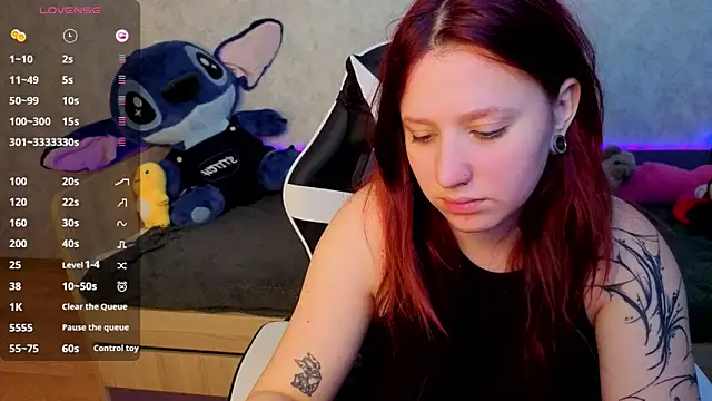 Mini Lady1 online show from 11-16-25, 07:36