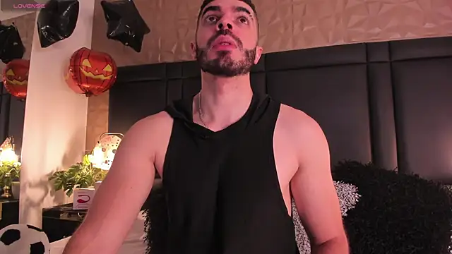 AxelThompson  online show from 10-29-25, 11:56