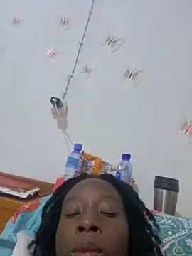 GeileErica online show from 12-15-25, 08:57