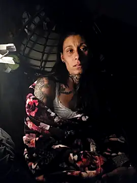 Snapshot of DarkAngelz1 chatting on 11-20-25, 12:44 DarkAngelz1 online show from 11-20-25, 12:44