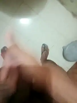 Snapshot of zim200 chatting on 02-23-26, 04:26 zim200 online show from 02-23-26, 04:26