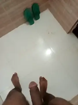 Snapshot of zim200 chatting on 03-15-26, 02:39 zim200 online show from 03-15-26, 02:39