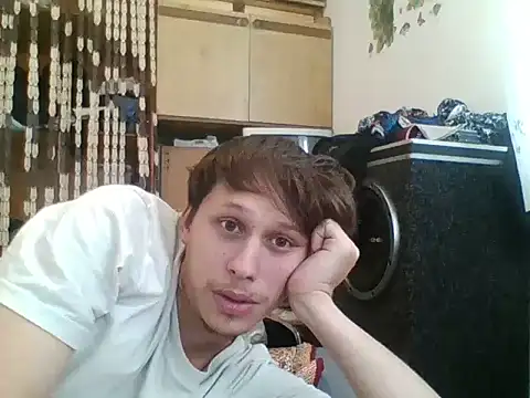 Snapshot of luciferalpha1231 chatting on 09-18-25, 01:02 luciferalpha1231 online show from 09-18-25, 01:02