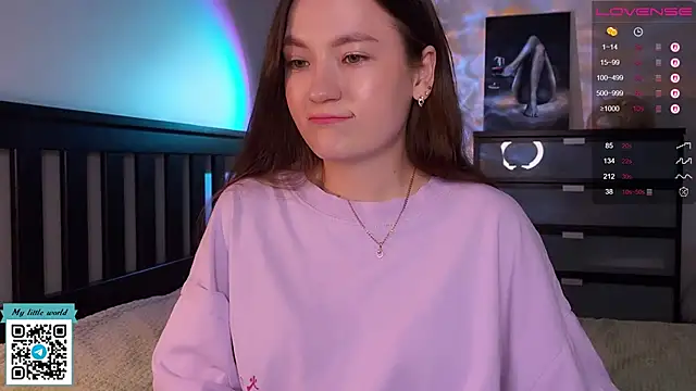 mia here online show from 09-27-25, 08:25