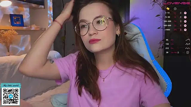 mia here online show from 11-26-25, 02:23